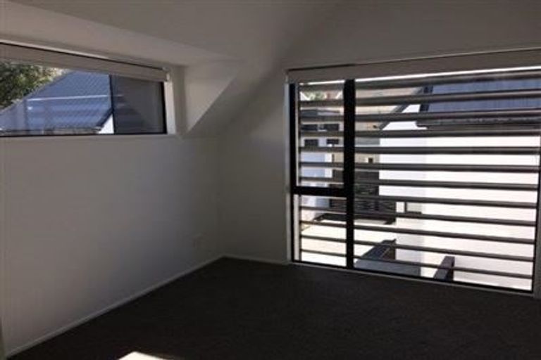 Photo of property in 4/237 Armagh Street, Christchurch Central, Christchurch, 8011