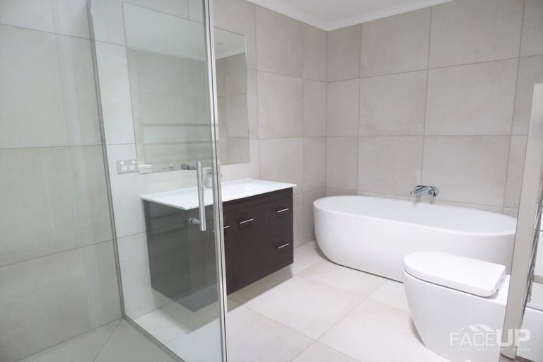 Photo of property in 11 Te Aho Matua Road, Hobsonville, Auckland, 0616