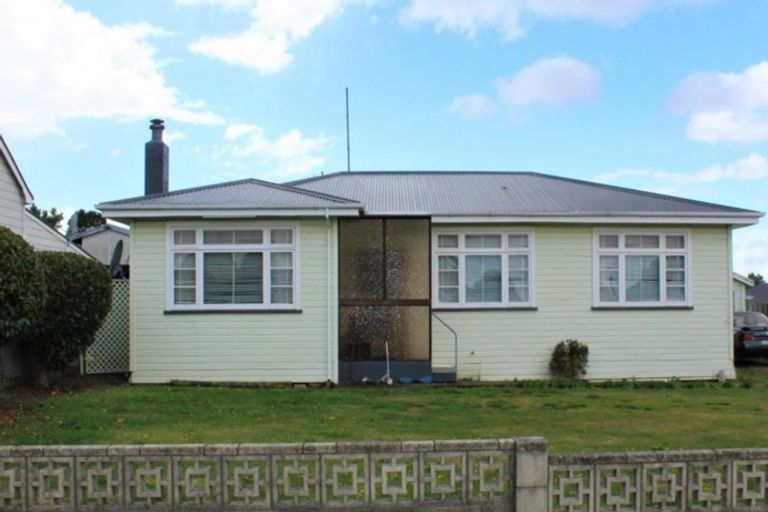 Photo of property in 13 London Street, Dannevirke, 4930