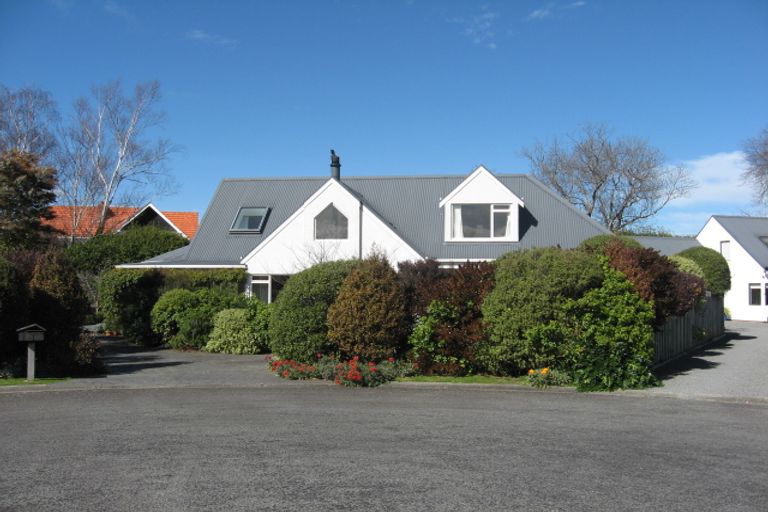 Photo of property in 4 Clara Anne Grove, Greytown, 5712