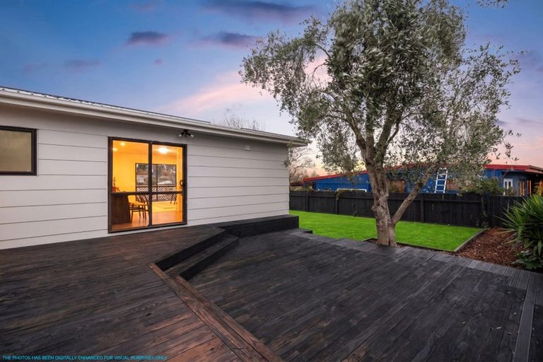 Photo of property in 1 Dalmahoy Place, Wattle Downs, Auckland, 2103