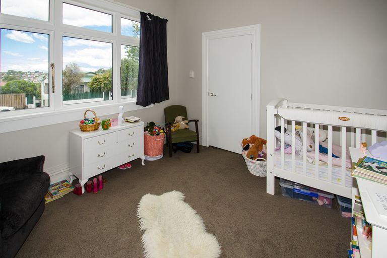 Photo of property in 184 South Road, Caversham, Dunedin, 9012