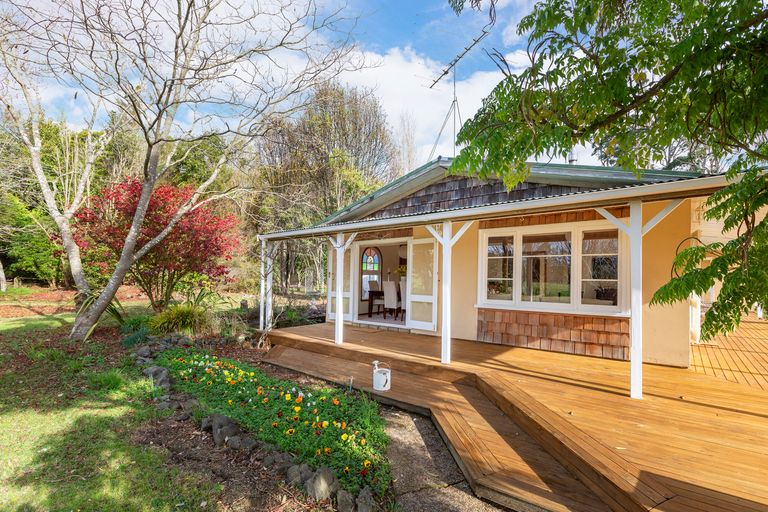 Photo of property in 125 Silver Hill Road, Wellsford, 0975