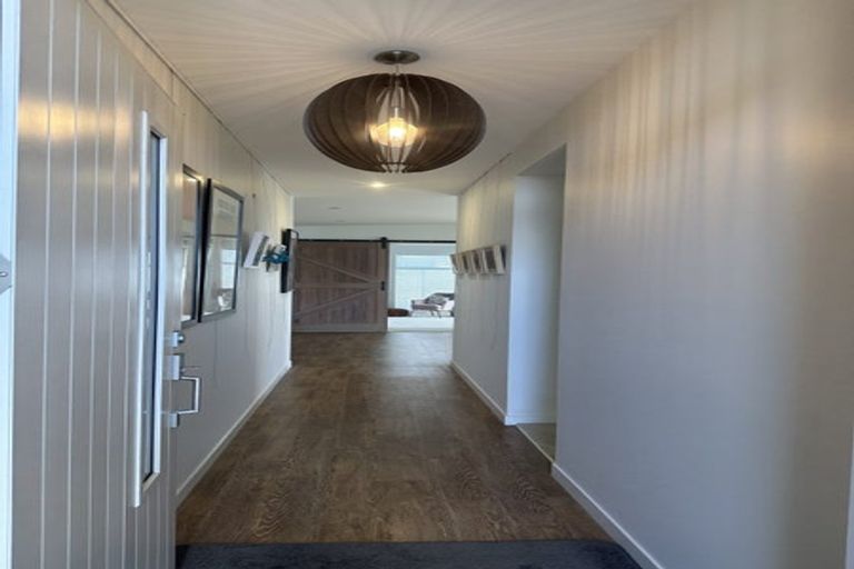 Photo of property in 8 Awatira Drive, Papamoa Beach, Papamoa, 3118