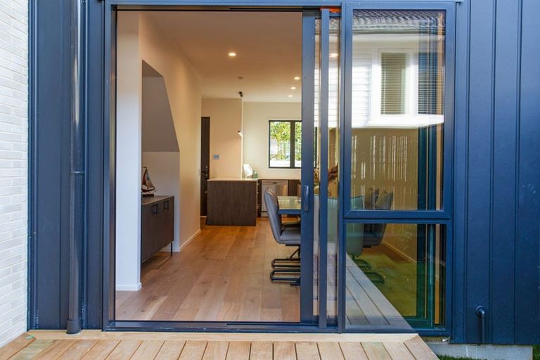 Photo of property in 3/17 Sandspit Road, Cockle Bay, Auckland, 2014