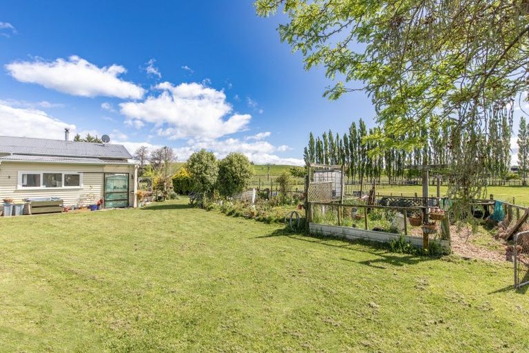 Photo of property in 471 Porangahau Road, Waipukurau, 4282