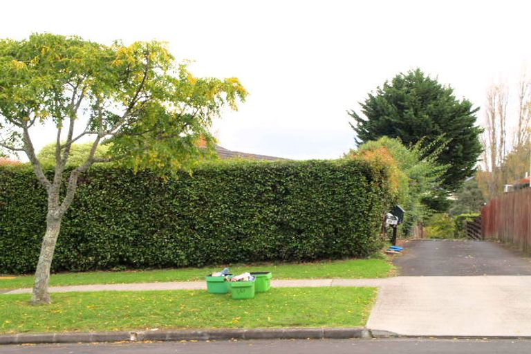 Photo of property in 49b Howe Street, Howick, Auckland, 2014