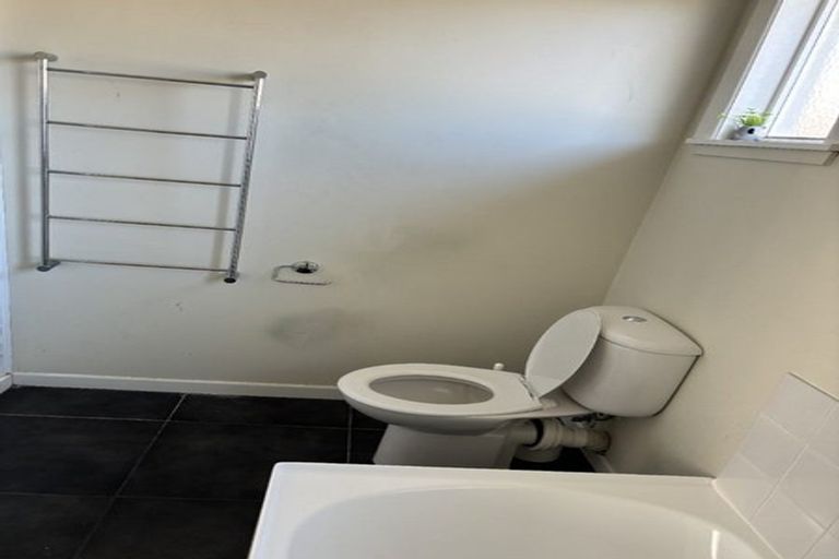 Photo of property in 14 Beatty Road, Pukekohe, 2120