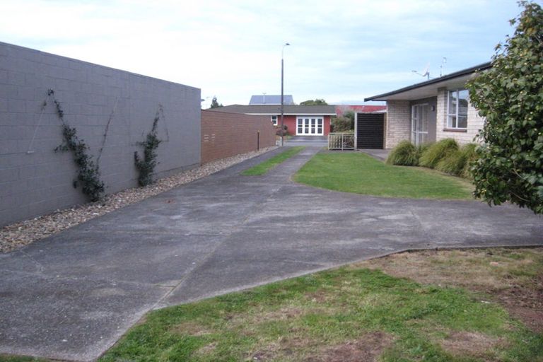 Photo of property in 26 Manu Crescent, Upper Vogeltown, New Plymouth, 4310