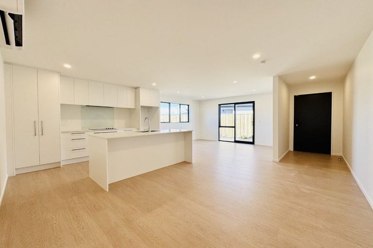 Photo of property in 45a Chrysolite Place, Belfast, Christchurch, 8051