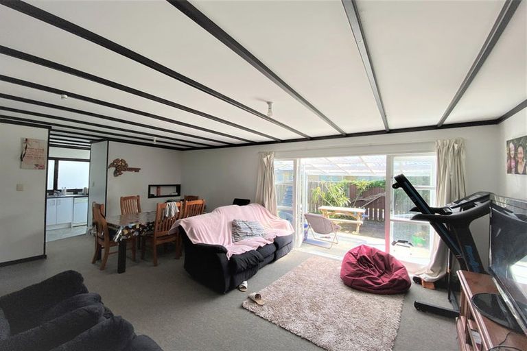Photo of property in 4/7 Koromiko Street, New Lynn, Auckland, 0600