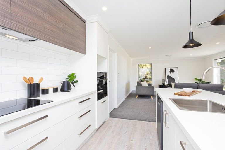 Photo of property in 92 Blairlogie Close, Otatara, Invercargill, 9879