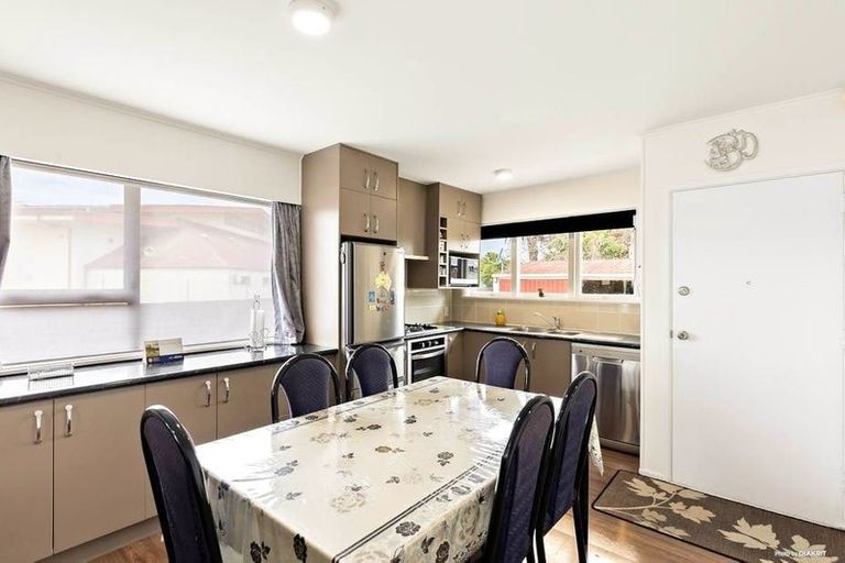 Photo of property in 15 Cape Road, Mangere, Auckland, 2022