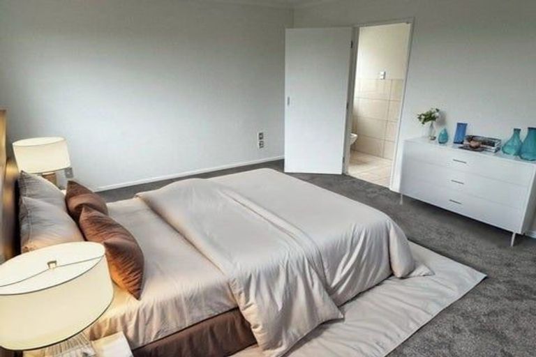 Photo of property in 8 Dapple Place, Flat Bush, Auckland, 2019