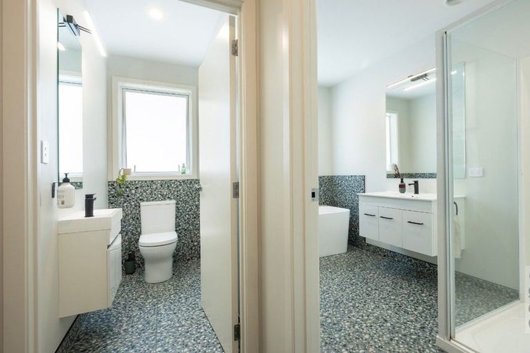 Photo of property in 43 Awatiro Drive, Kaukapakapa, 0871