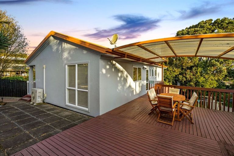 Photo of property in 3a Royal Road, Massey, Auckland, 0614