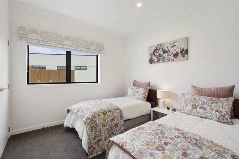 Photo of property in 5 Frank Gill Road, Hobsonville, Auckland, 0616