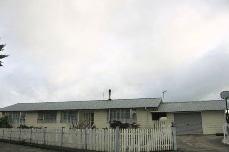 Photo of property in 26 Chadwick Place, Highbury, Palmerston North, 4412