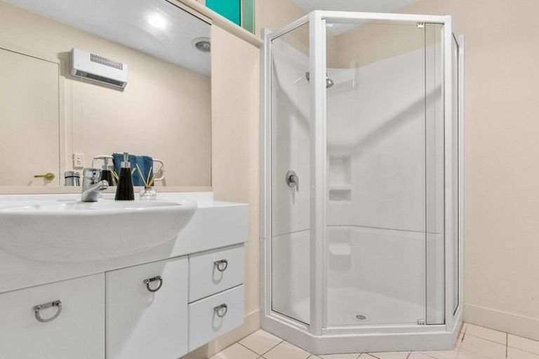 Photo of property in 2 Coleman Terrace, Hospital Hill, Napier, 4110