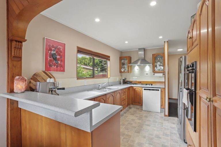 Photo of property in 2/12 Evans Road, Glen Eden, Auckland, 0602