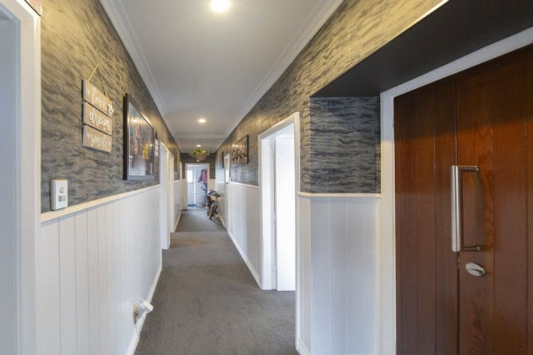 Photo of property in 36 Botanical Road, Takaro, Palmerston North, 4412