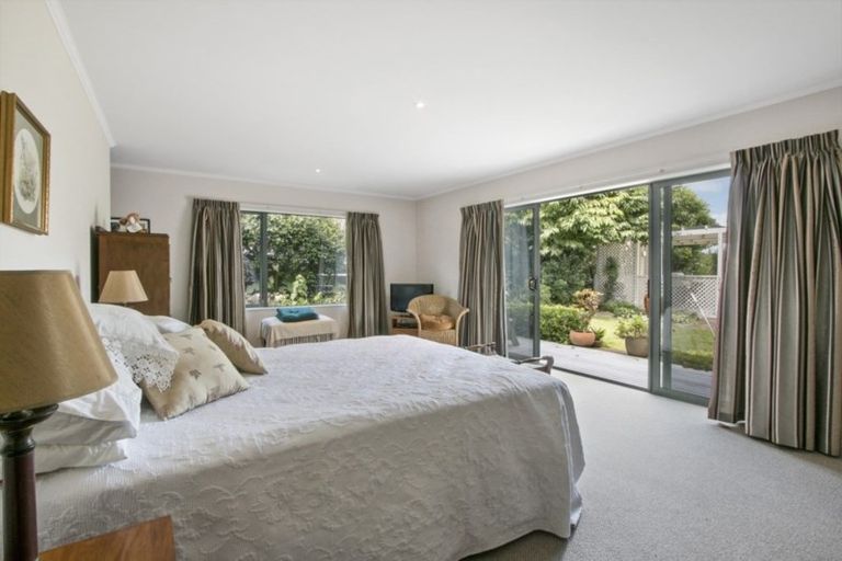 Photo of property in 62 Links View Drive, Omokoroa, 3114