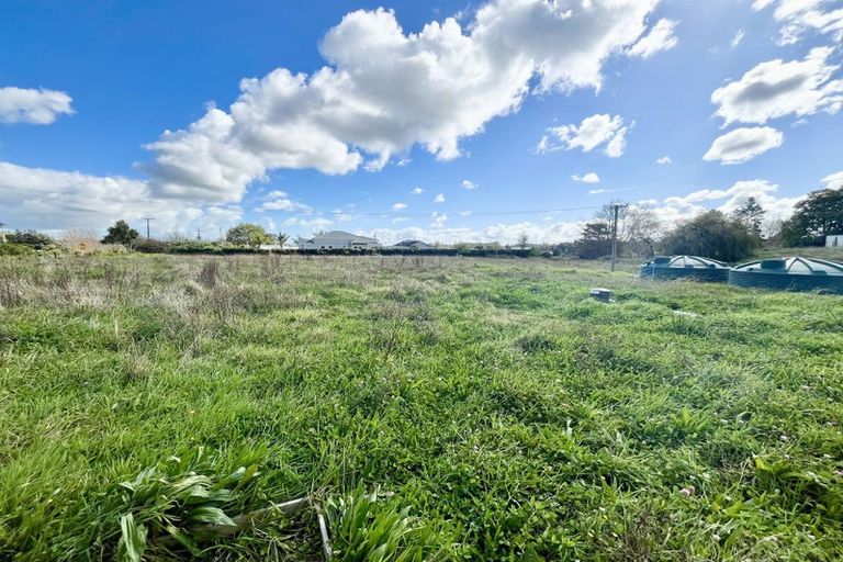 Photo of property in 1/11 Alston Avenue, Kelston, Auckland, 0602