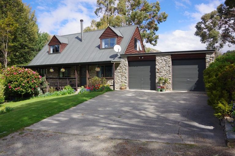 Photo of property in 2256 Cardrona Valley Road, Cardrona, Wanaka, 9382