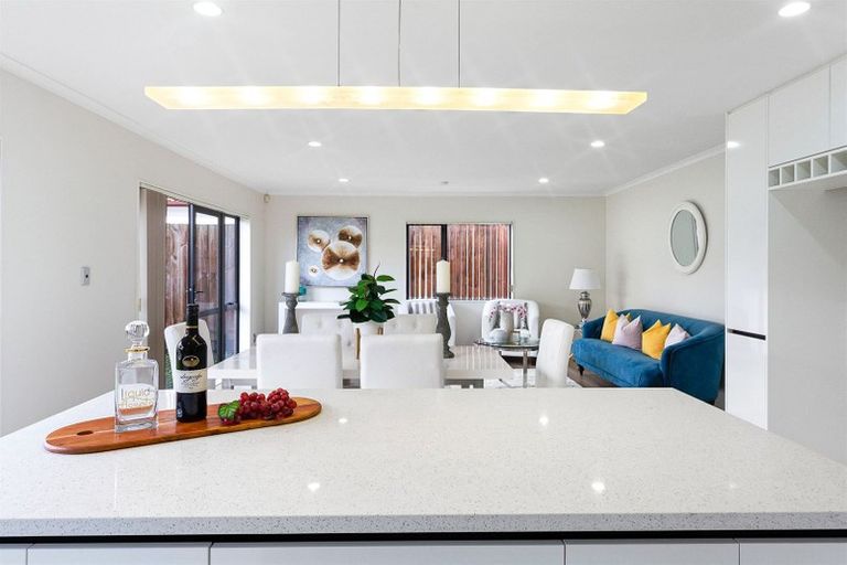 Photo of property in 3 Magnolia Place, Flat Bush, Auckland, 2016