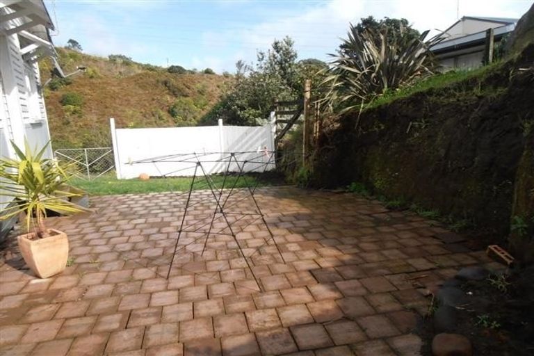 Photo of property in 46-48 Rangitake Drive, Spotswood, New Plymouth, 4310