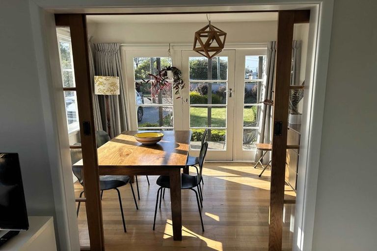 Photo of property in 27 Heath Street, Burnside, Christchurch, 8053