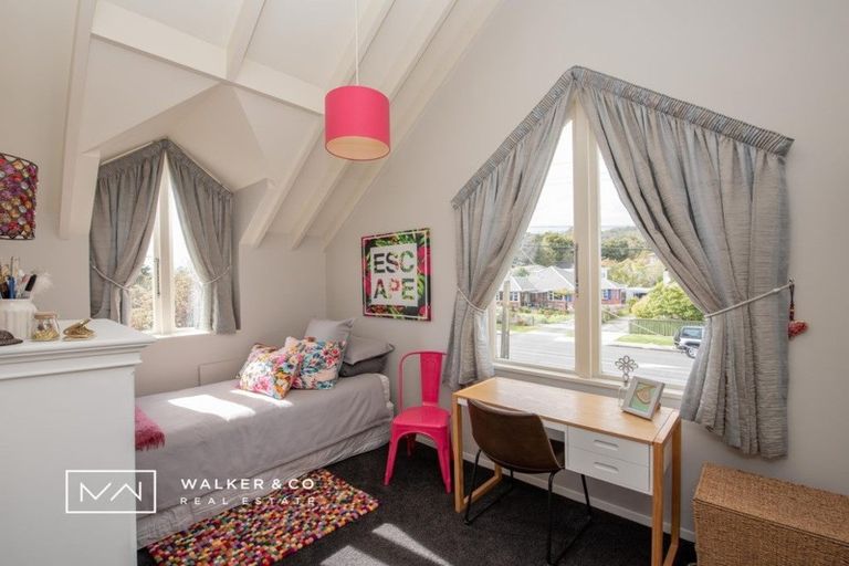 Photo of property in 15 Pempsey Street, Silverstream, Upper Hutt, 5019