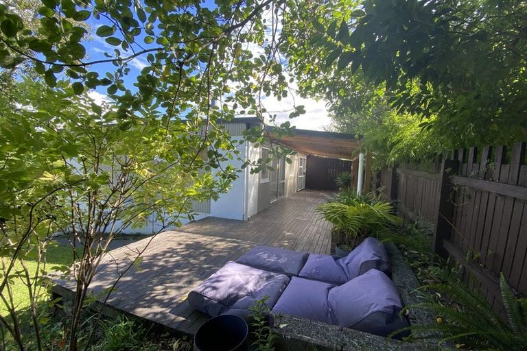 Photo of property in 2/58 Peach Road, Glenfield, Auckland, 0629