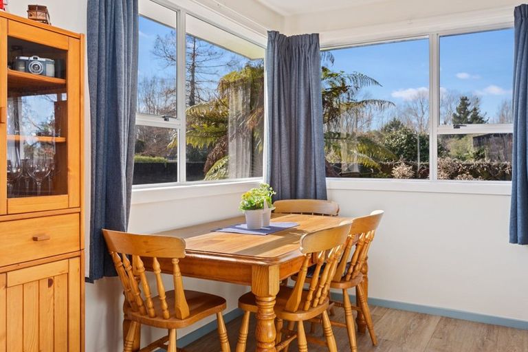 Photo of property in 3 Mckenzie Place, Waikuku Beach, 7402