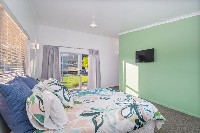 Photo of property in 20 Captain Wood Avenue, Whitianga, 3510