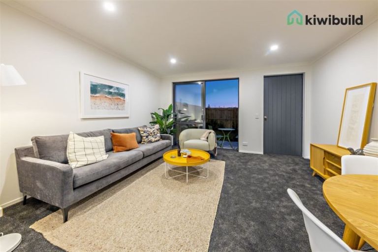 Photo of property in 49 Saddleback Crescent, Papakura, 2110