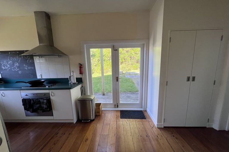 Photo of property in 36 Darlington Road, Miramar, Wellington, 6022