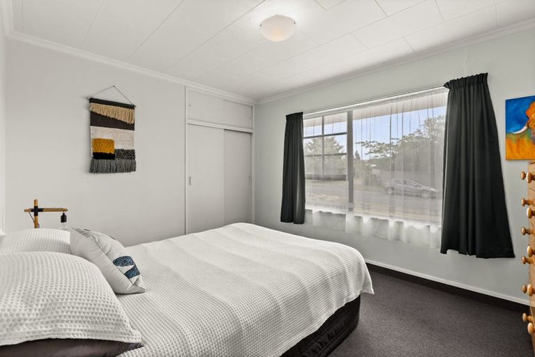 Photo of property in 10 Rush Place, Havelock North, 4130