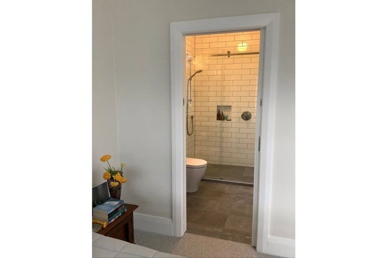 Photo of property in 5 Travancore Street, Island Bay, Wellington, 6023