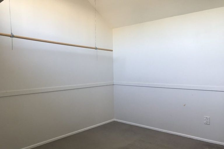 Photo of property in 125 Wallace Street, Mount Cook, Wellington, 6021