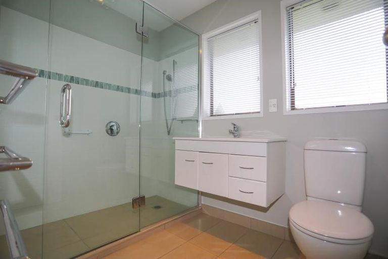 Photo of property in 19 Angela Street, Upper Riccarton, Christchurch, 8041