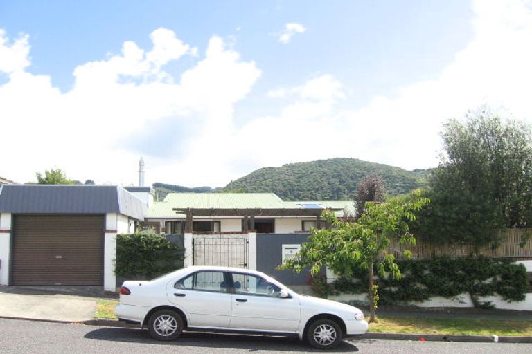 Photo of property in 2/8 Crystal Grove, Birchville, Upper Hutt, 5018
