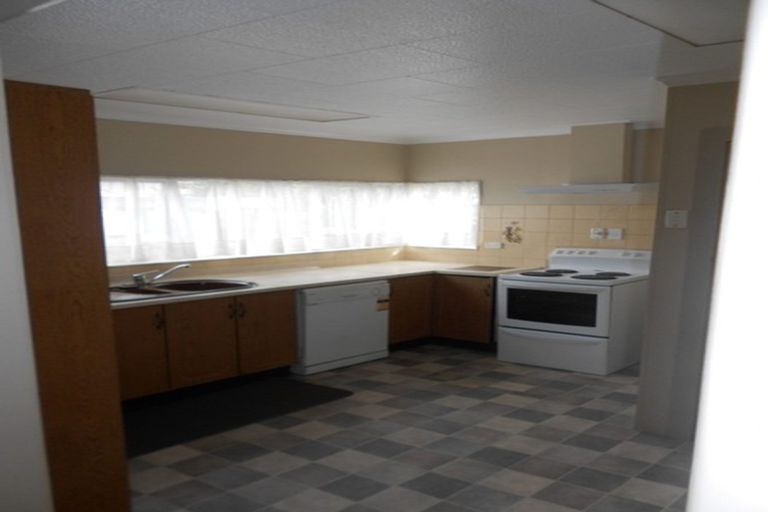 Photo of property in 26 Stewart Crescent, Hokowhitu, Palmerston North, 4410