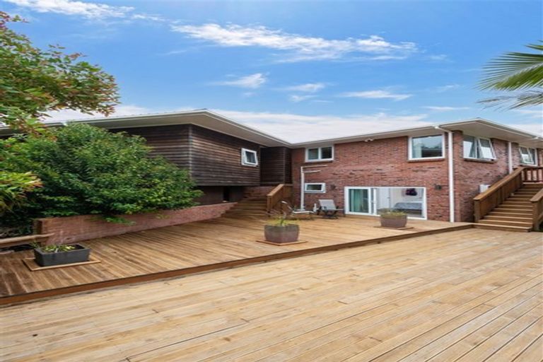 Photo of property in 44 Trelawn Place, Cockle Bay, Auckland, 2014