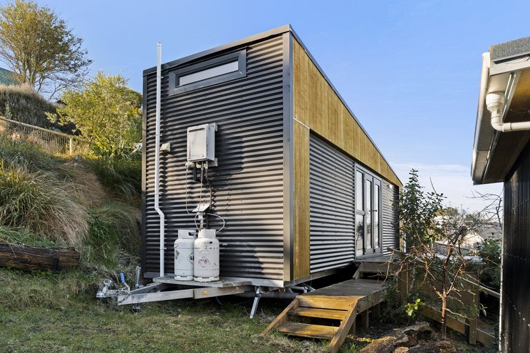 Photo of property in 2 Iona Street, Mornington, Dunedin, 9011