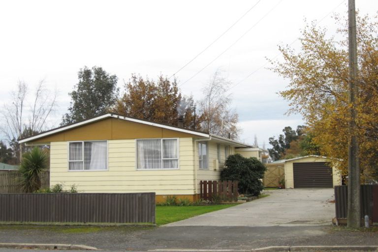 Photo of property in 14 Cross Street, Milton, 9220