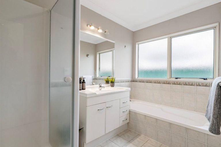 Photo of property in 2/111 Santa Monica Drive, Papamoa Beach, Papamoa, 3118