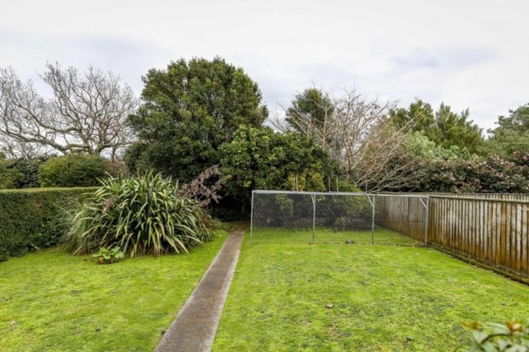 Photo of property in 30 Lismore Street, Strandon, New Plymouth, 4312