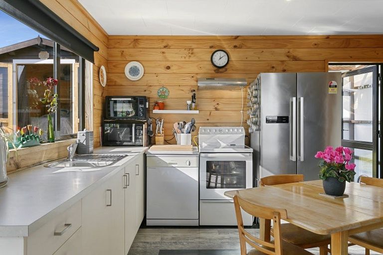 Photo of property in 36 Hammersmith Street, Richmond Heights, Taupo, 3330