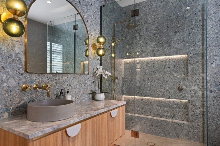 Photo of property in 67 Wairakei Road, Bryndwr, Christchurch, 8052